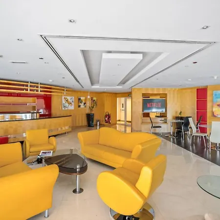 Luxury Studio With Balcony - Close To Metro & Marina دبي المظهر الخارجي الصورة