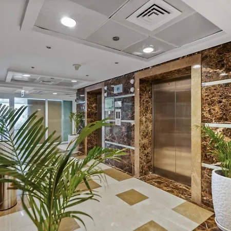 Luxury Studio With Balcony - Close To Metro & Marina دبي المظهر الخارجي الصورة