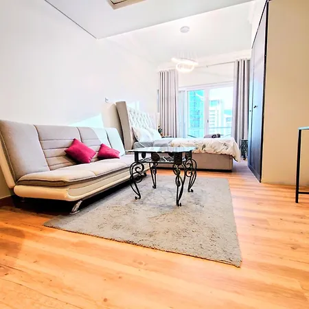 Luxury Studio With Balcony - Close To Metro & Marina Dubai Exterior photo
