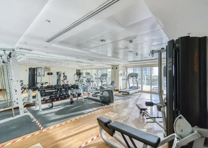 Luxury Studio With Balcony - Close To Metro & Marina