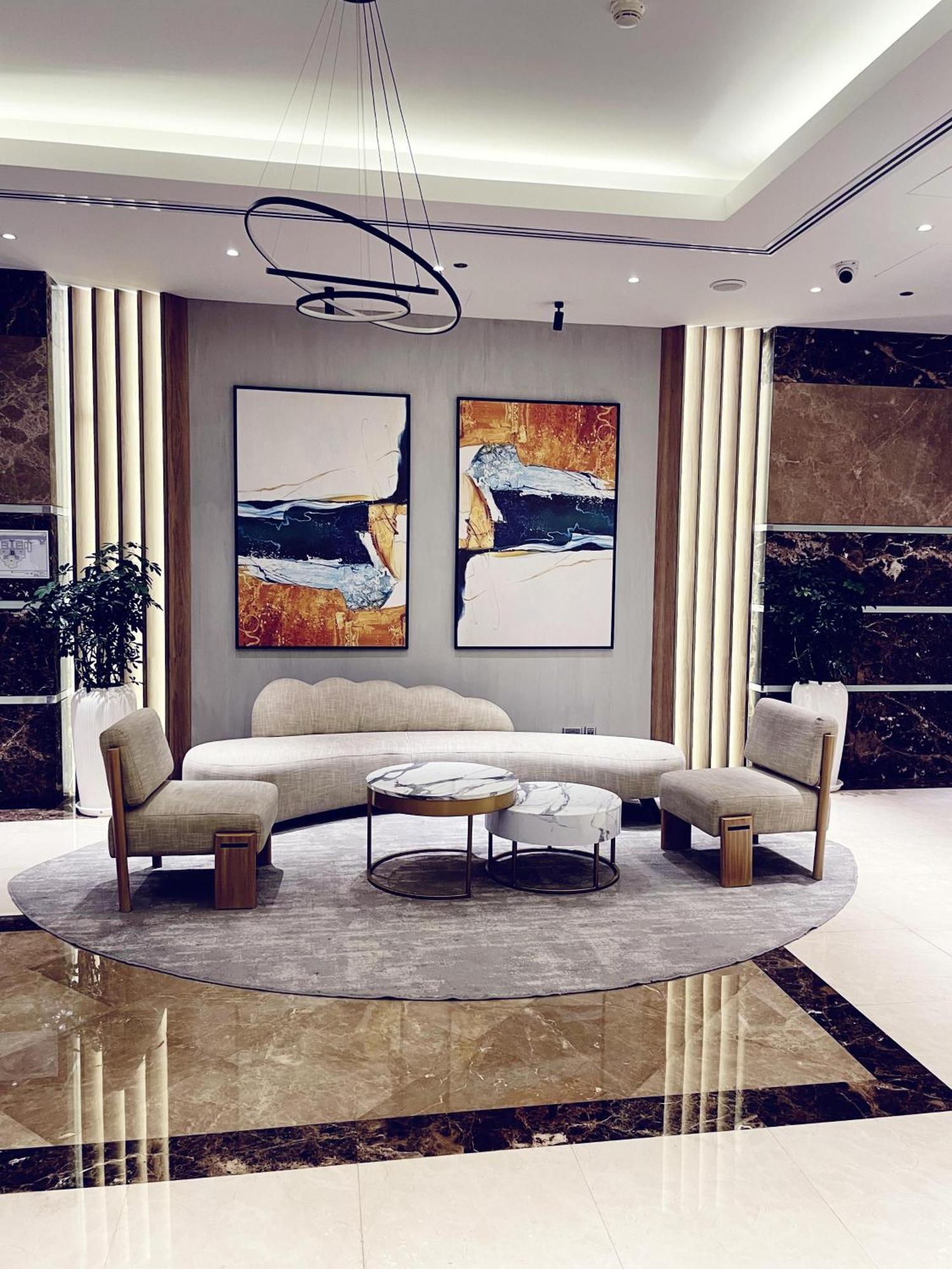 Appartement Luxury With Balcony - Close To Metro & Marina