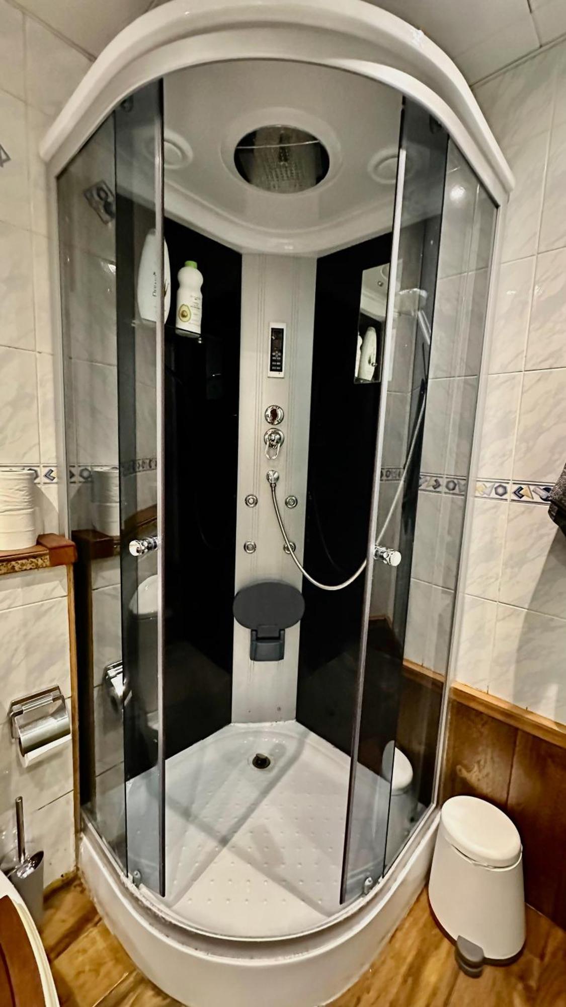 Luxury With Balcony - Close To Metro & Marina Appartement Dubaï